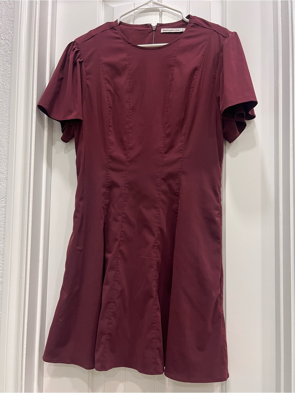 Abercrombie Mila Short-Sleeve Mini Dress Maroon